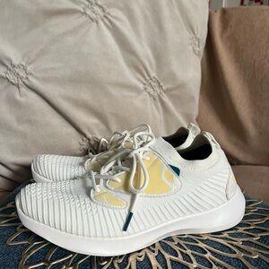 Vessi waterproof women’s everyday 2.0 NWOT